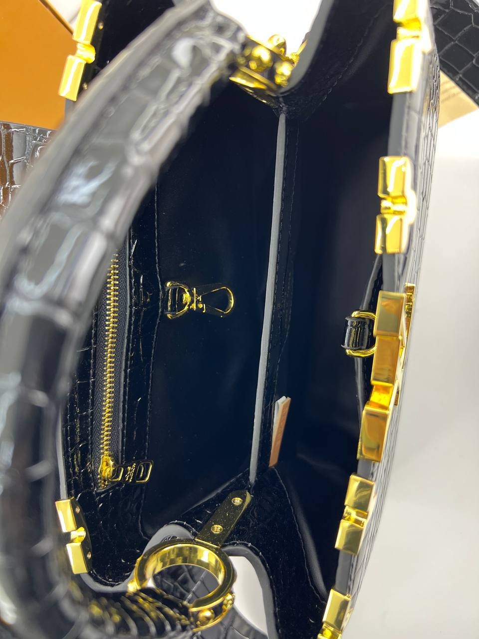 Louis Vuitton Capucines BB