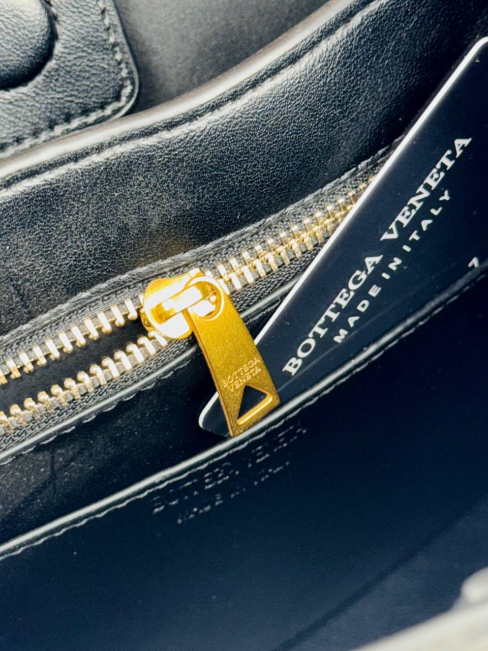 BOTTEGA VENETA  Andiamo Top Handle Bag