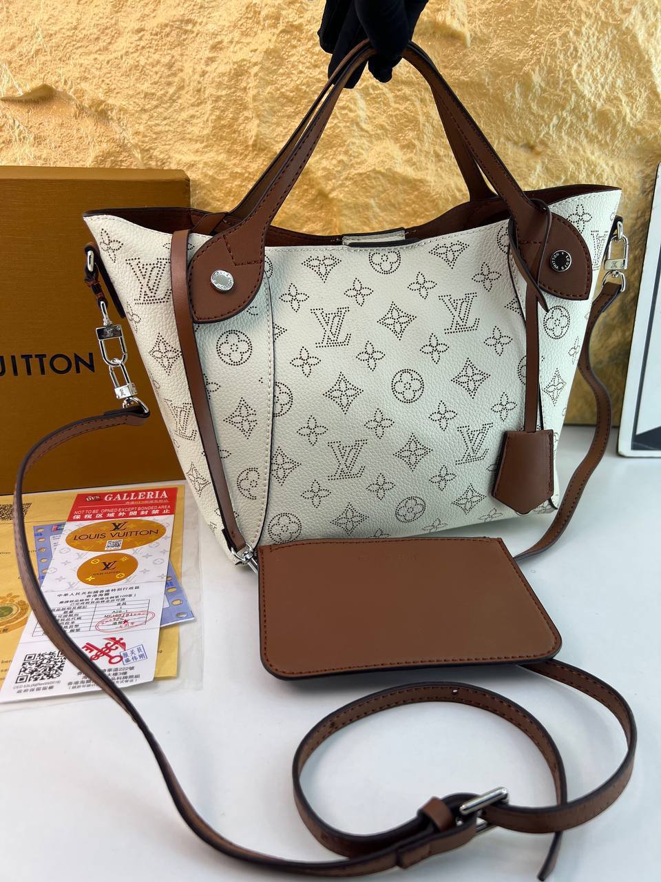 Louis Vuitton Mahina Hina PM
