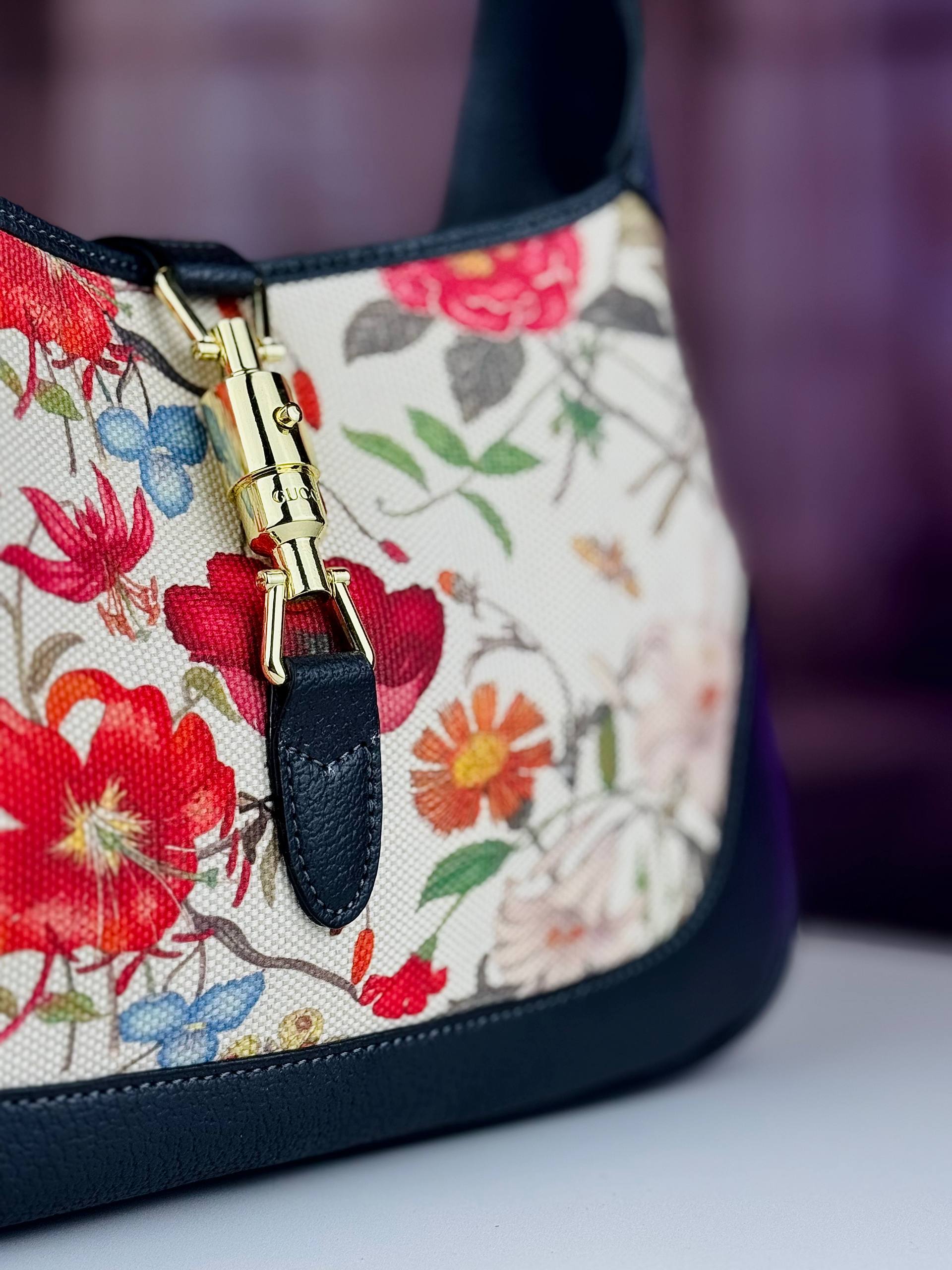 Gucci Jackie Flora Shoulder Bag