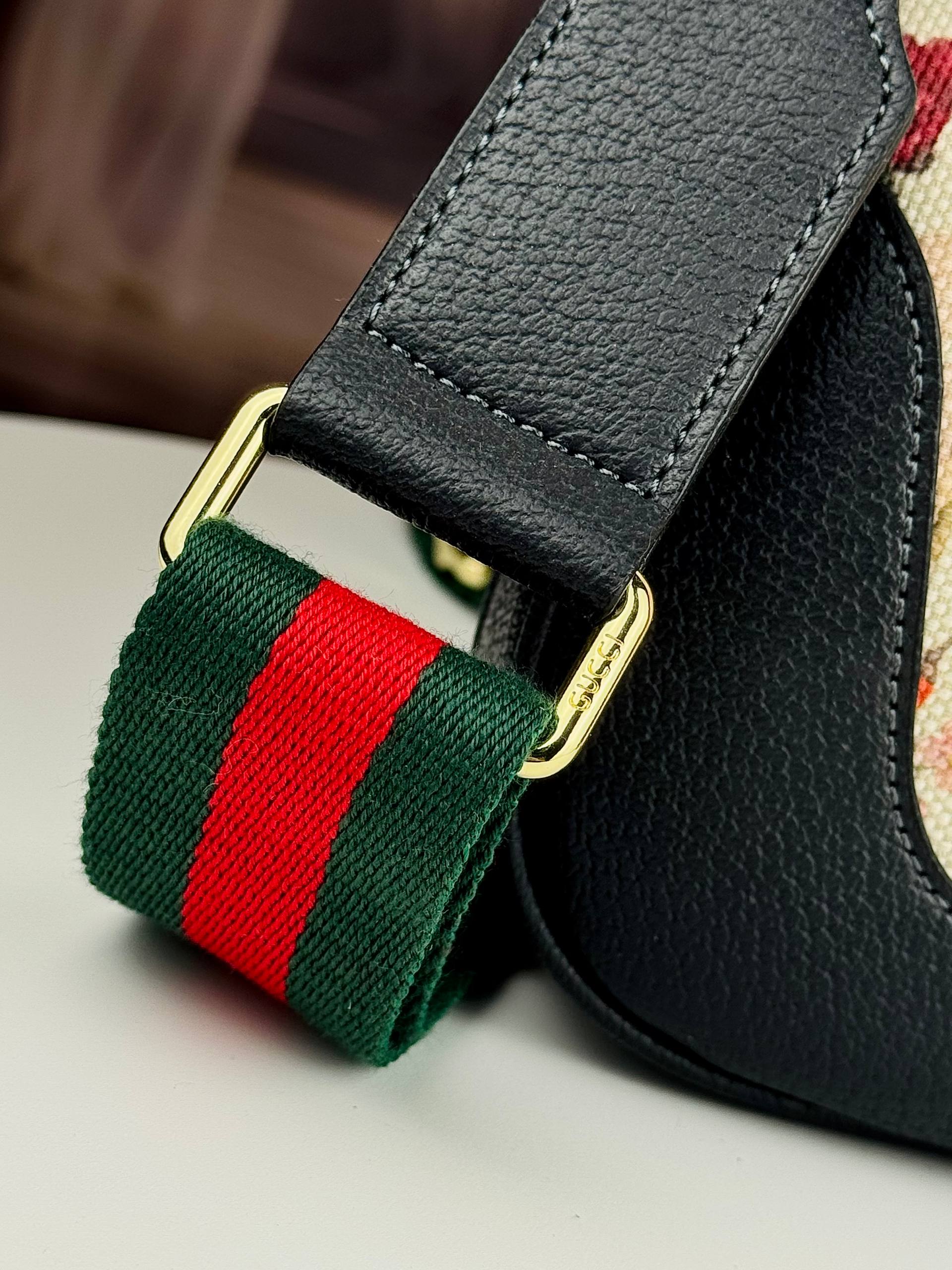 Gucci Jackie Flora Shoulder Bag