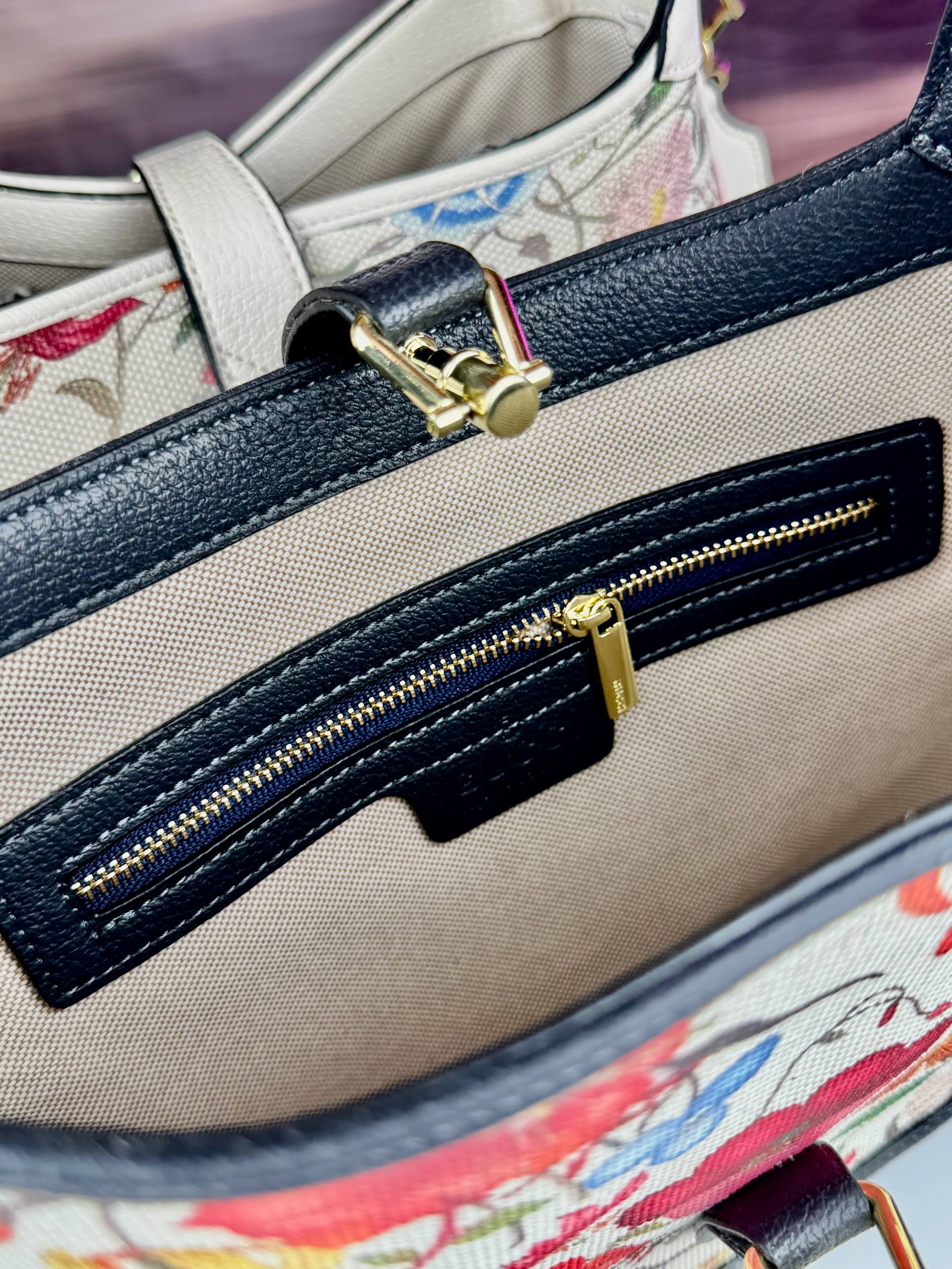 Gucci Jackie Flora Shoulder Bag