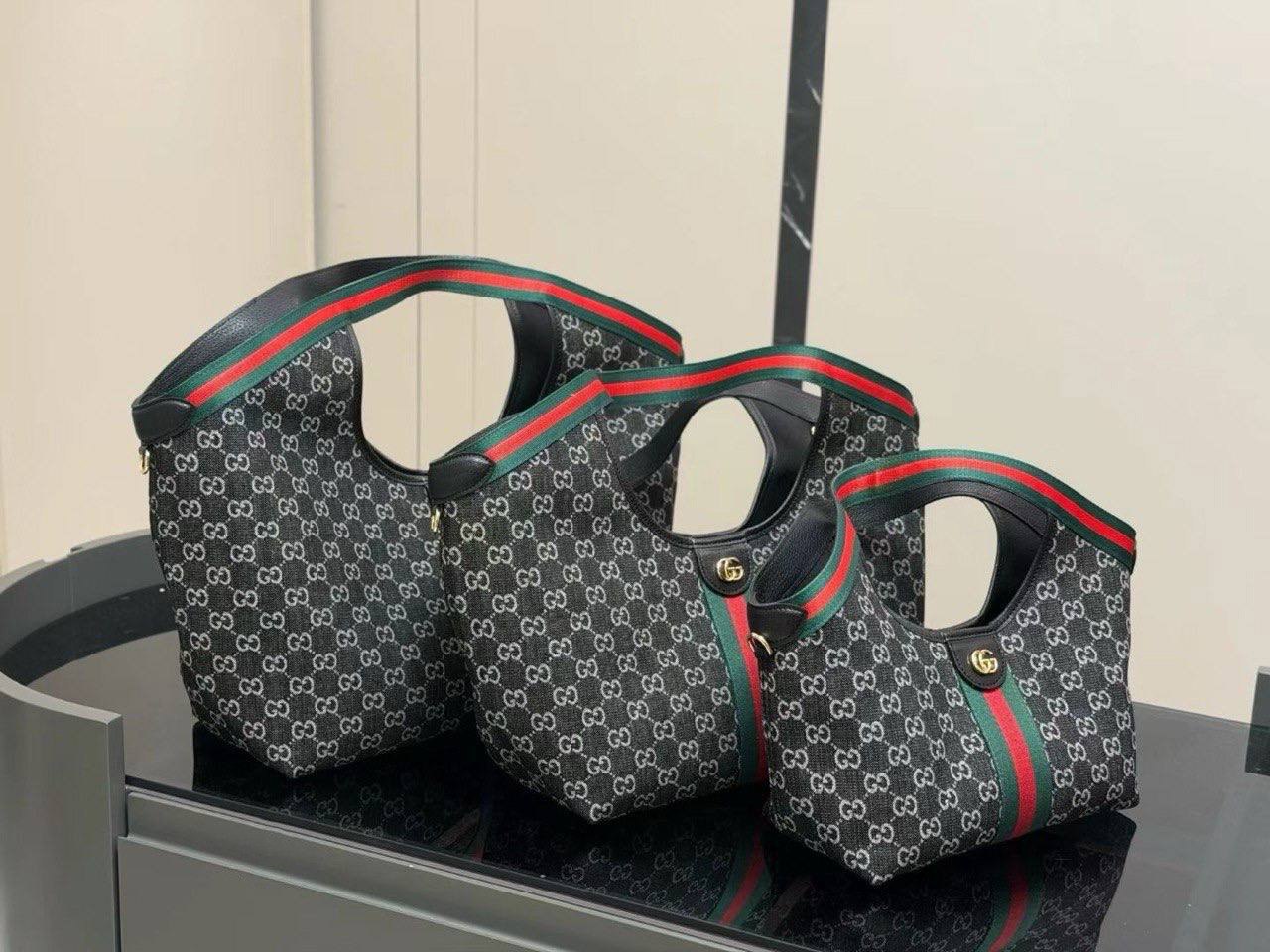 Gucci Giglio Tote Bag