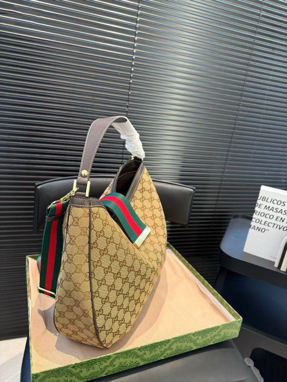 Gucci GG Canvas New Ladies Web Hobo Bag