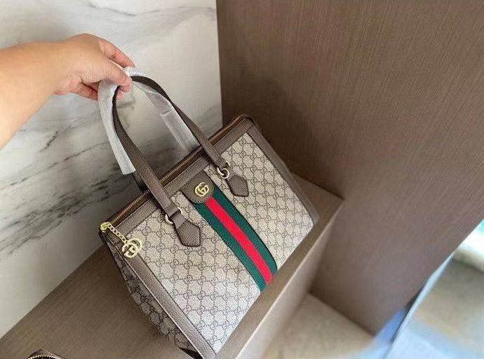 Gucci Ophidia GG Tote Bag