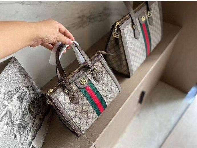 Gucci Ophidia GG Tote Bag