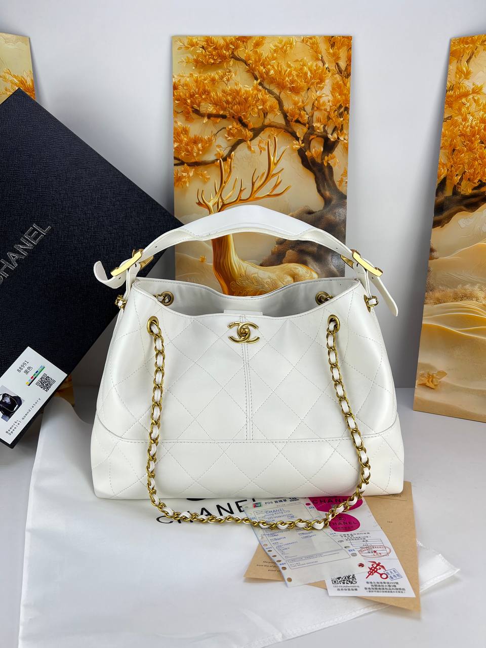 Chanel 25A Shopping Bag